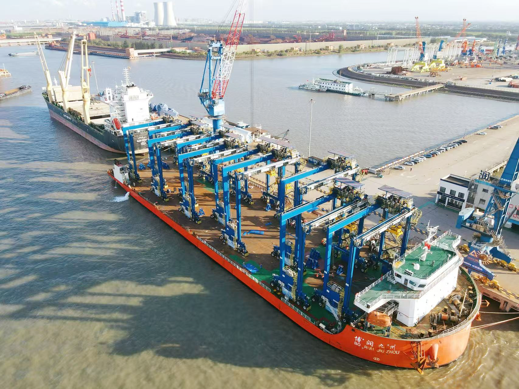 10臺GENMA混動RTG順利發運 助力RSGT孟加拉碼頭現代化升級(圖2) 10臺GENMA混動RTG順利發運 助力RSGT孟加拉碼頭現代化升級(圖2)